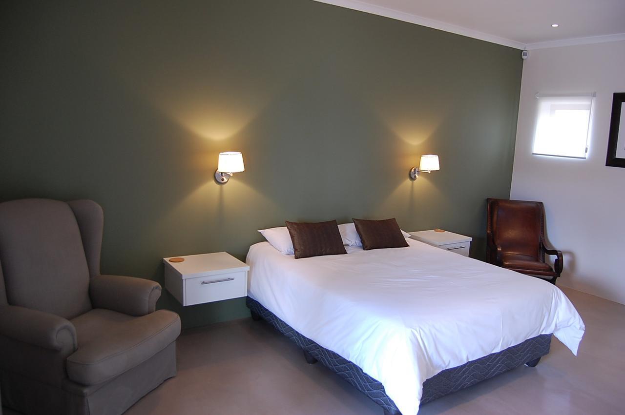 Longacre Olive & Vineyard Estate Guest House ลางเงอบาน ภายนอก รูปภาพ